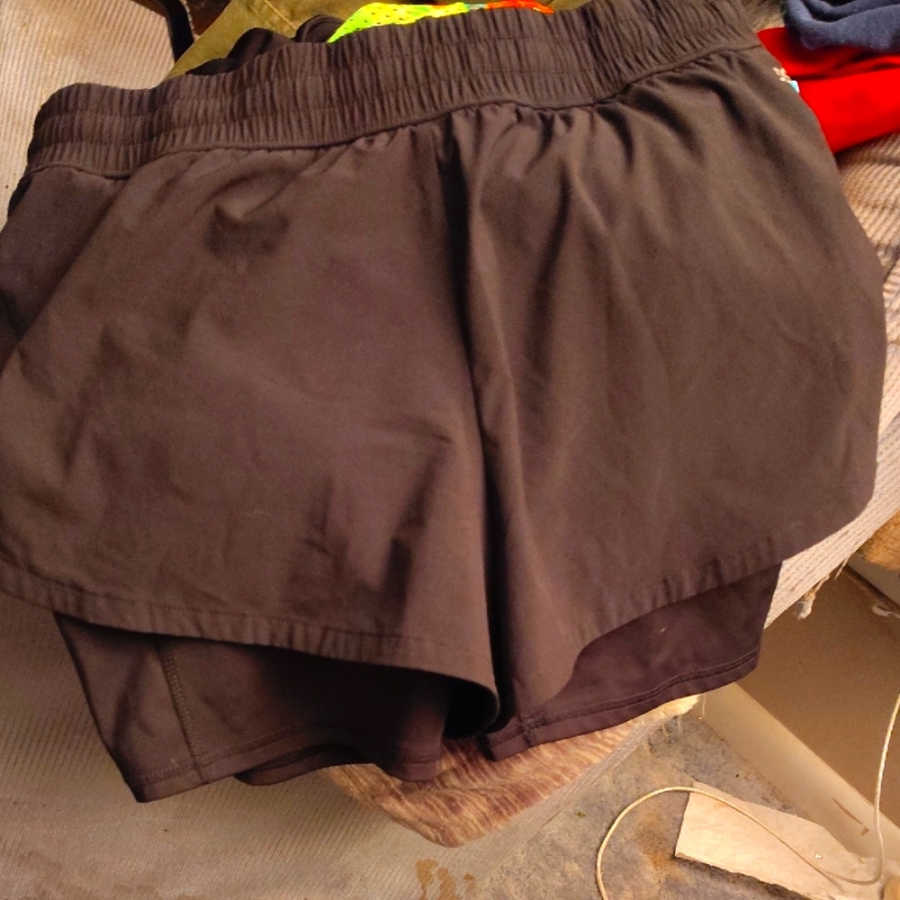 DSG Women's Charcoal Athletic Shorts Medium